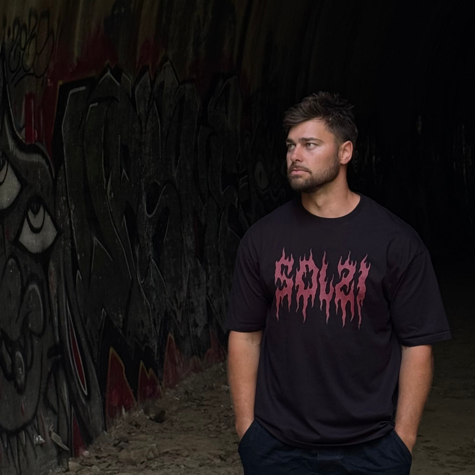 Solzi Metal Tee black oversized cotton tee for women and men
Solzi oversized tee black graphic shirt