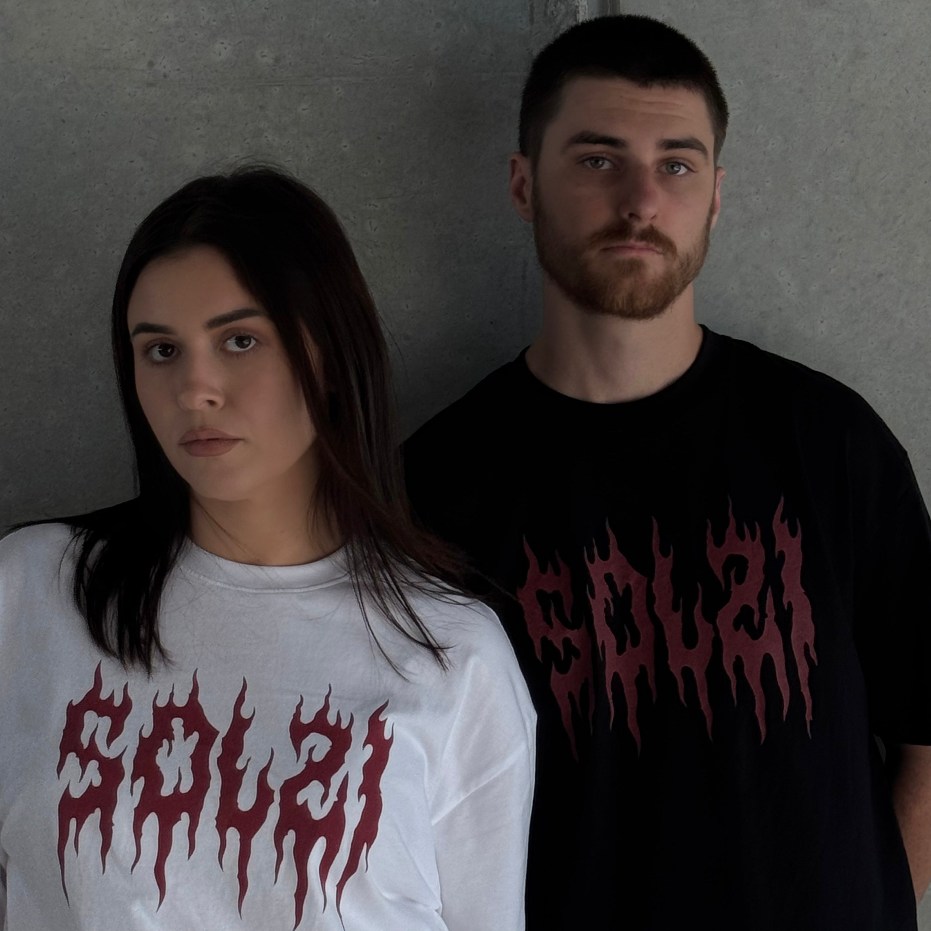 Solzi Metal Tee balck and white oversized cotton tee for women and men
Solzi oversized tee black graphic shirt